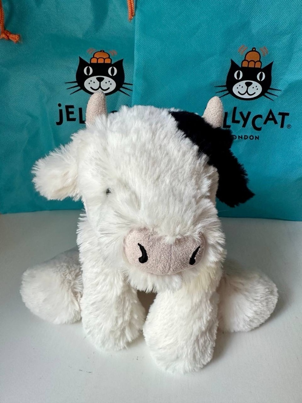 Jellycat BNWT Smudge Cow
